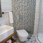 Hotel Aksu 2*