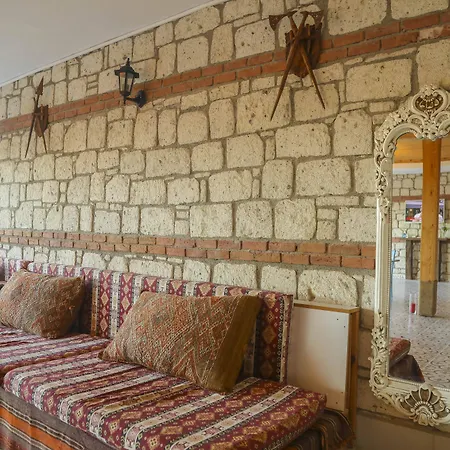 Aksu Otel 2*